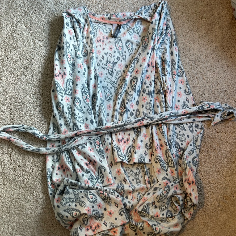 Elegant Paisley Women's Robe